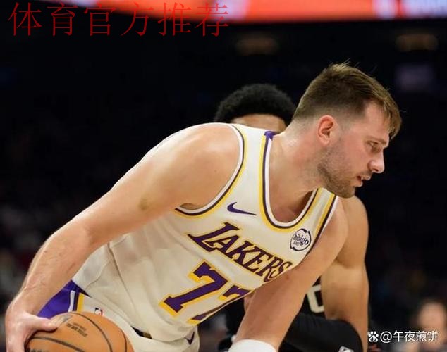 湖人116-114太阳2喜2忧！老詹+替补太重要，东契奇+斯玛特展弊端